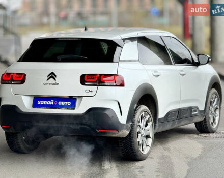 Белый Ситроен C4 Кактус, объемом двигателя 1.5 л и пробегом 90 тыс. км за 16999 $, фото 4 на Automoto.ua
