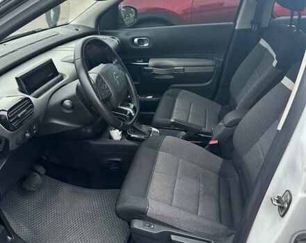 Білий Сітроен C4 Кактус, об'ємом двигуна 1.5 л та пробігом 87 тис. км за 17900 $, фото 9 на Automoto.ua