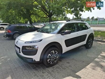 Ситроен C4 Кактус 2014 в Харькове на Automoto.ua Белый Ситроен C4 Кактус, объемом двигателя 1.2 л и пробегом 208 тыс. км за 8600 $, фото 1 на Automoto.ua