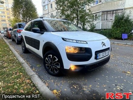 Белый Ситроен C4 Кактус, объемом двигателя 1.2 л и пробегом 200 тыс. км за 7999 $, фото 1 на Automoto.ua