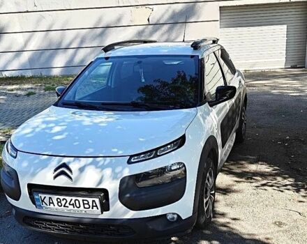 Белый Ситроен C4 Кактус, объемом двигателя 1.2 л и пробегом 142 тыс. км за 9700 $, фото 1 на Automoto.ua