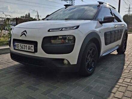 Білий Сітроен C4 Кактус, об'ємом двигуна 1.2 л та пробігом 89 тис. км за 10800 $, фото 1 на Automoto.ua