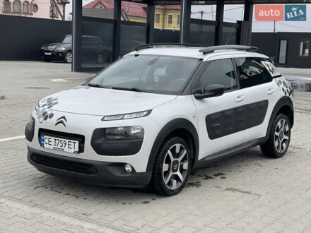 Сітроен C4 Кактус 2015 у Чернівцях на Automoto.ua Білий Сітроен C4 Кактус, об'ємом двигуна 1.2 л та пробігом 158 тис. км за 9500 $, фото 1 на Automoto.ua