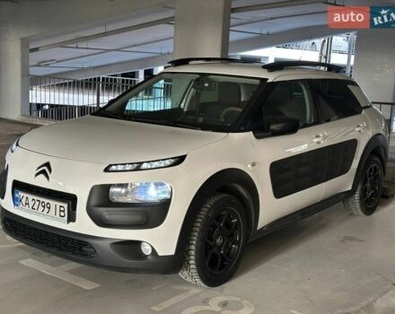 Белый Ситроен C4 Кактус, объемом двигателя 1.2 л и пробегом 122 тыс. км за 10900 $, фото 1 на Automoto.ua