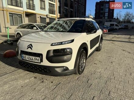 Сітроен C4 Кактус 2016 у Львові на Automoto.ua Білий Сітроен C4 Кактус, об'ємом двигуна 1.56 л та пробігом 154 тис. км за 10400 $, фото 1 на Automoto.ua
