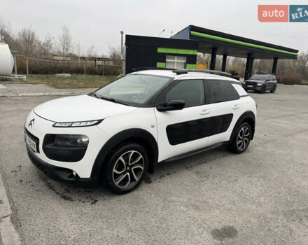 Білий Сітроен C4 Кактус, об'ємом двигуна 1.2 л та пробігом 70 тис. км за 11500 $, фото 1 на Automoto.ua