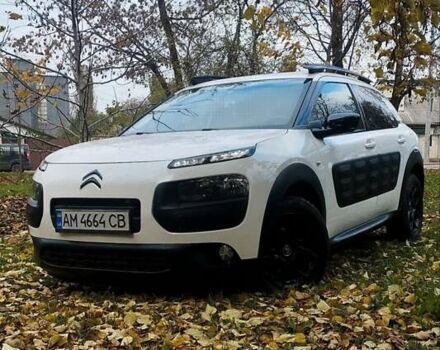 Белый Ситроен C4 Кактус, объемом двигателя 1.56 л и пробегом 127 тыс. км за 10500 $, фото 1 на Automoto.ua