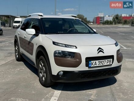 Білий Сітроен C4 Кактус, об'ємом двигуна 1.2 л та пробігом 99 тис. км за 7080 $, фото 1 на Automoto.ua