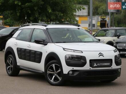 Ситроен C4 Кактус 2017 в Киеве на Automoto.ua Белый Ситроен C4 Кактус, объемом двигателя 1.2 л и пробегом 112 тыс. км за 9900 $, фото 1 на Automoto.ua