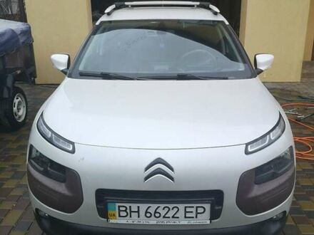 Білий Сітроен C4 Кактус, об'ємом двигуна 1.2 л та пробігом 102 тис. км за 10500 $, фото 1 на Automoto.ua