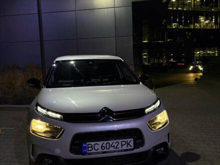 Белый Ситроен C4 Кактус, объемом двигателя 1.2 л и пробегом 142 тыс. км за 15050 $, фото 1 на Automoto.ua