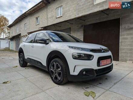 Белый Ситроен C4 Кактус, объемом двигателя 1.5 л и пробегом 115 тыс. км за 15700 $, фото 1 на Automoto.ua