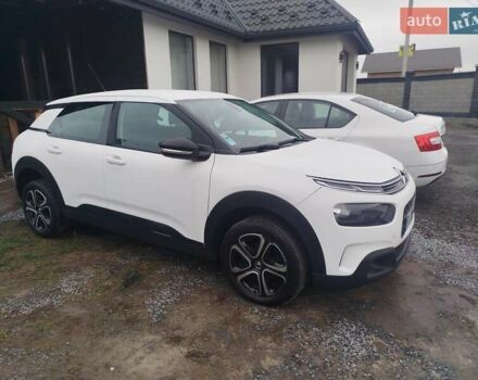 Белый Ситроен C4 Кактус, объемом двигателя 1.5 л и пробегом 141 тыс. км за 10999 $, фото 1 на Automoto.ua