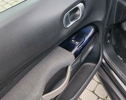 Ситроен C4 Кактус 2015 в Черновцах на Automoto.ua Черный Ситроен C4 Кактус, объемом двигателя 1.56 л и пробегом 170 тыс. км за 8800 $, фото 1 на Automoto.ua