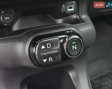 Чорний Сітроен C4 Кактус, об'ємом двигуна 1.2 л та пробігом 170 тис. км за 9499 $, фото 39 на Automoto.ua