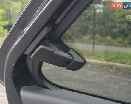 Чорний Сітроен C4 Кактус, об'ємом двигуна 1.2 л та пробігом 170 тис. км за 9499 $, фото 49 на Automoto.ua