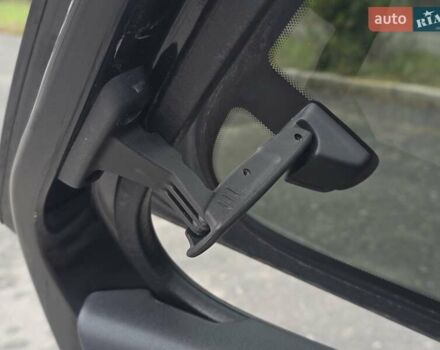 Чорний Сітроен C4 Кактус, об'ємом двигуна 1.2 л та пробігом 170 тис. км за 9499 $, фото 50 на Automoto.ua