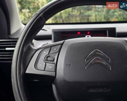 Чорний Сітроен C4 Кактус, об'ємом двигуна 1.2 л та пробігом 170 тис. км за 9499 $, фото 32 на Automoto.ua