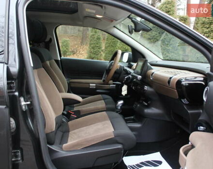 Чорний Сітроен C4 Кактус, об'ємом двигуна 1.2 л та пробігом 133 тис. км за 9890 $, фото 80 на Automoto.ua