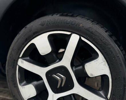 Фіолетовий Сітроен C4 Кактус, об'ємом двигуна 1.56 л та пробігом 141 тис. км за 9999 $, фото 5 на Automoto.ua