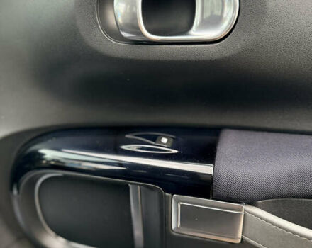 Фіолетовий Сітроен C4 Кактус, об'ємом двигуна 1.56 л та пробігом 141 тис. км за 9999 $, фото 17 на Automoto.ua