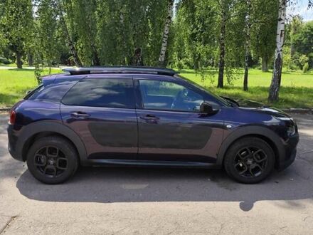 Ситроен C4 Кактус 2015 в Житомире на Automoto.ua Фиолетовый Ситроен C4 Кактус, объемом двигателя 1.56 л и пробегом 156 тыс. км за 10200 $, фото 1 на Automoto.ua