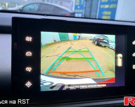 Червоний Сітроен C4 Кактус, об'ємом двигуна 1.2 л та пробігом 124 тис. км за 10900 $, фото 4 на Automoto.ua