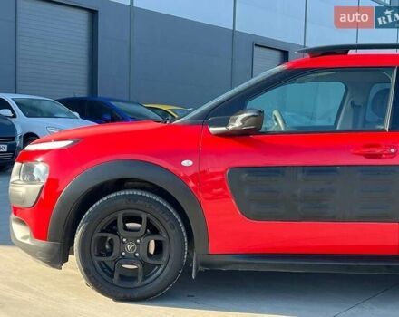 Червоний Сітроен C4 Кактус, об'ємом двигуна 1.2 л та пробігом 102 тис. км за 9990 $, фото 2 на Automoto.ua
