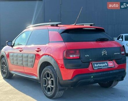 Червоний Сітроен C4 Кактус, об'ємом двигуна 1.2 л та пробігом 102 тис. км за 9990 $, фото 5 на Automoto.ua