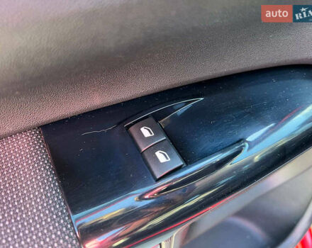 Червоний Сітроен C4 Кактус, об'ємом двигуна 1.2 л та пробігом 102 тис. км за 9990 $, фото 15 на Automoto.ua