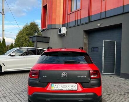 Красный Ситроен C4 Кактус, объемом двигателя 1.2 л и пробегом 173 тыс. км за 10000 $, фото 4 на Automoto.ua
