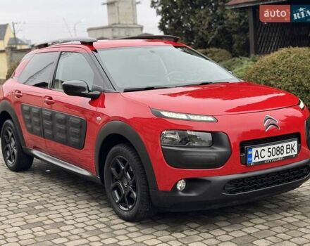 Красный Ситроен C4 Кактус, объемом двигателя 1.2 л и пробегом 174 тыс. км за 8650 $, фото 3 на Automoto.ua