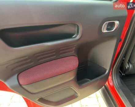 Красный Ситроен C4 Кактус, объемом двигателя 1.2 л и пробегом 109 тыс. км за 9999 $, фото 18 на Automoto.ua