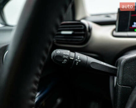 Сітроен C4 Кактус, об'ємом двигуна 1.5 л та пробігом 188 тис. км за 14508 $, фото 13 на Automoto.ua