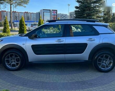 Сітроен C4 Кактус, об'ємом двигуна 1.6 л та пробігом 150 тис. км за 11250 $, фото 3 на Automoto.ua