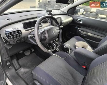Ситроен C4 Кактус, объемом двигателя 1.2 л и пробегом 92 тыс. км за 10500 $, фото 9 на Automoto.ua