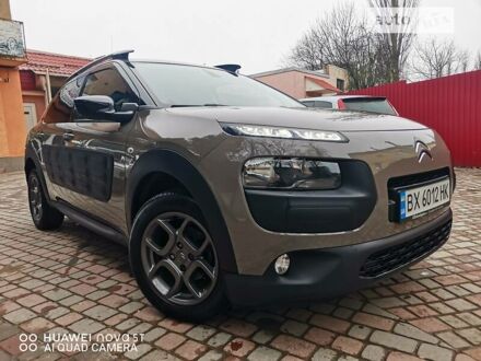 Ситроен C4 Кактус 2014 в Хмельницком на Automoto.ua Ситроен C4 Кактус, объемом двигателя 1.2 л и пробегом 113 тыс. км за 10800 $, фото 1 на Automoto.ua