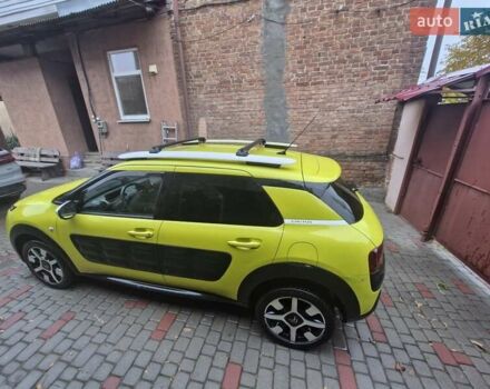 Желтый Ситроен C4 Кактус, объемом двигателя 1.56 л и пробегом 67 тыс. км за 11500 $, фото 6 на Automoto.ua