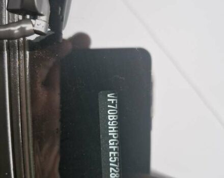 Желтый Ситроен C4 Кактус, объемом двигателя 1.56 л и пробегом 67 тыс. км за 11500 $, фото 9 на Automoto.ua