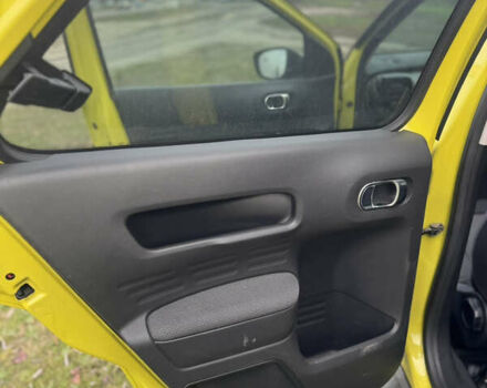 Жовтий Сітроен C4 Кактус, об'ємом двигуна 1.2 л та пробігом 89 тис. км за 9499 $, фото 19 на Automoto.ua