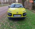 Желтый Ситроен C4 Кактус, объемом двигателя 1.56 л и пробегом 106 тыс. км за 11800 $, фото 3 на Automoto.ua