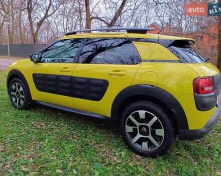 Желтый Ситроен C4 Кактус, объемом двигателя 1.56 л и пробегом 106 тыс. км за 11800 $, фото 68 на Automoto.ua