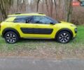 Желтый Ситроен C4 Кактус, объемом двигателя 1.56 л и пробегом 106 тыс. км за 11800 $, фото 6 на Automoto.ua