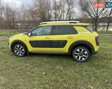 Жовтий Сітроен C4 Кактус, об'ємом двигуна 1.2 л та пробігом 89 тис. км за 9499 $, фото 3 на Automoto.ua