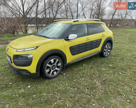 Жовтий Сітроен C4 Кактус, об'ємом двигуна 1.2 л та пробігом 89 тис. км за 9499 $, фото 1 на Automoto.ua