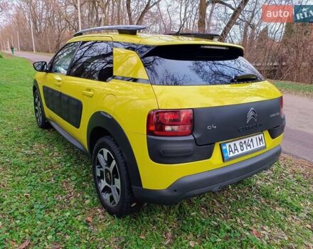 Желтый Ситроен C4 Кактус, объемом двигателя 1.56 л и пробегом 106 тыс. км за 11800 $, фото 11 на Automoto.ua