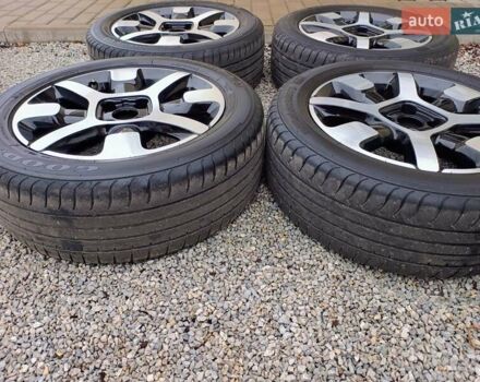 Желтый Ситроен C4 Кактус, объемом двигателя 1.56 л и пробегом 106 тыс. км за 11800 $, фото 77 на Automoto.ua