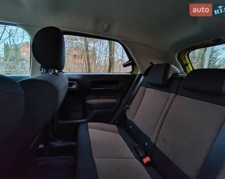 Желтый Ситроен C4 Кактус, объемом двигателя 1.56 л и пробегом 106 тыс. км за 11800 $, фото 27 на Automoto.ua