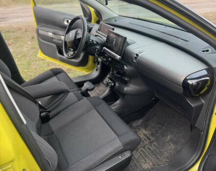 Жовтий Сітроен C4 Кактус, об'ємом двигуна 1.2 л та пробігом 89 тис. км за 9499 $, фото 22 на Automoto.ua