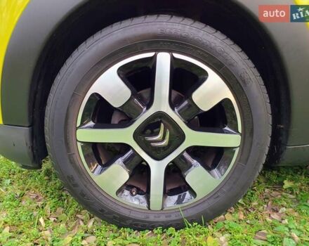 Желтый Ситроен C4 Кактус, объемом двигателя 1.56 л и пробегом 106 тыс. км за 11800 $, фото 73 на Automoto.ua